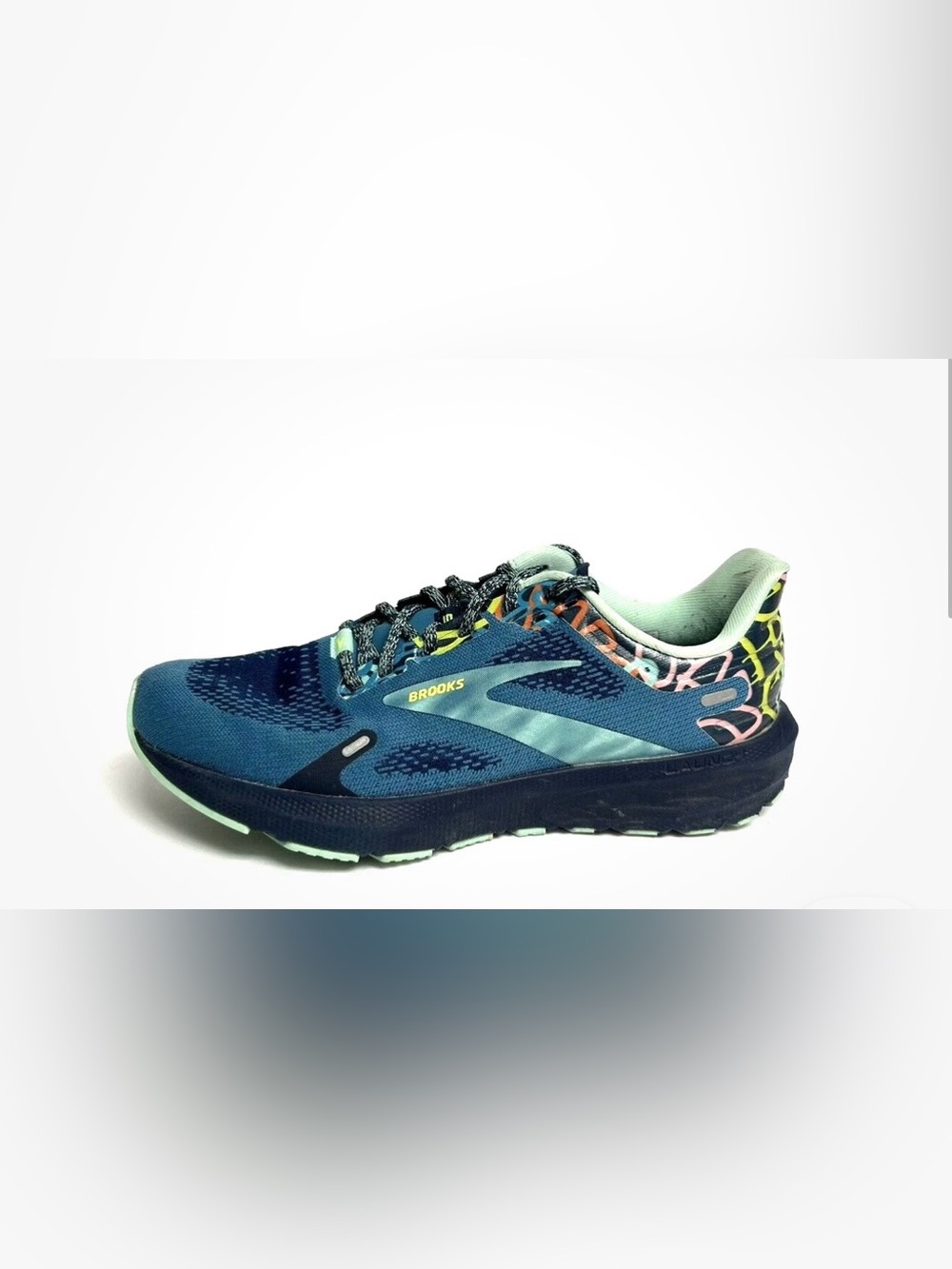 Women’s 9.5 Brooks Launch 9 Running Multicolor Sneaker Bowl O Cereal Cushioned